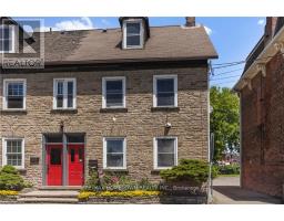 33 Perth Street, Brockville, Ca