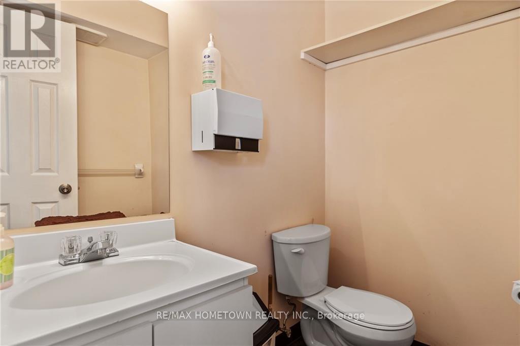 33 Perth Street, Brockville, Ontario  K6V 5C3 - Photo 8 - X9515692