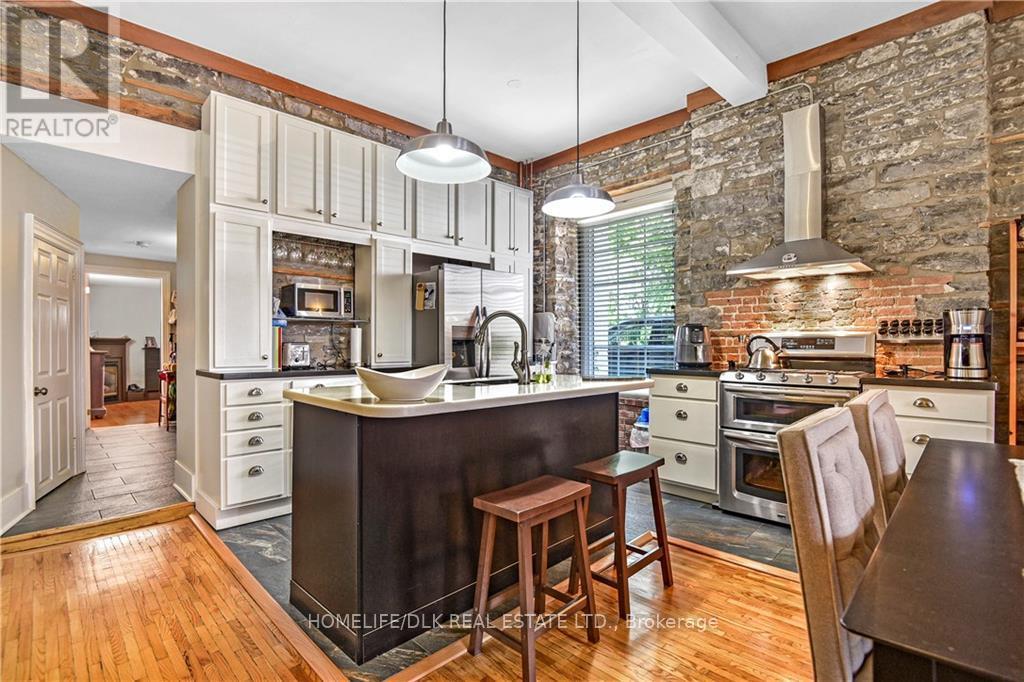32 Apple Street, Brockville, Ontario  K6V 4X8 - Photo 10 - X9517139