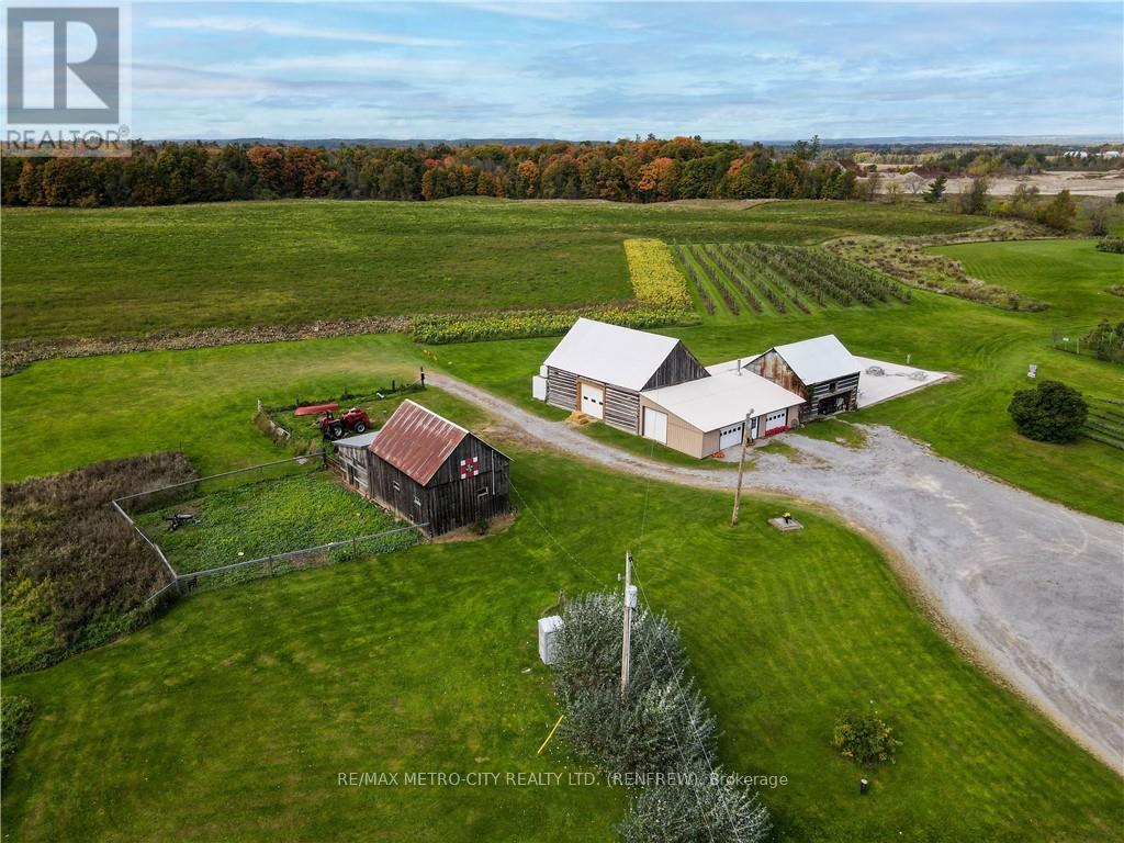 704 Clifford Side Road, Mcnab/braeside, Ontario  K7V 3Z4 - Photo 29 - X9522332