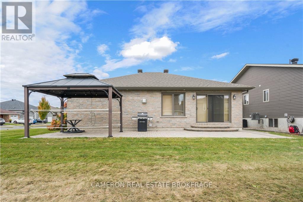 Property at 2124 TREMBLAY AVENUE image 3