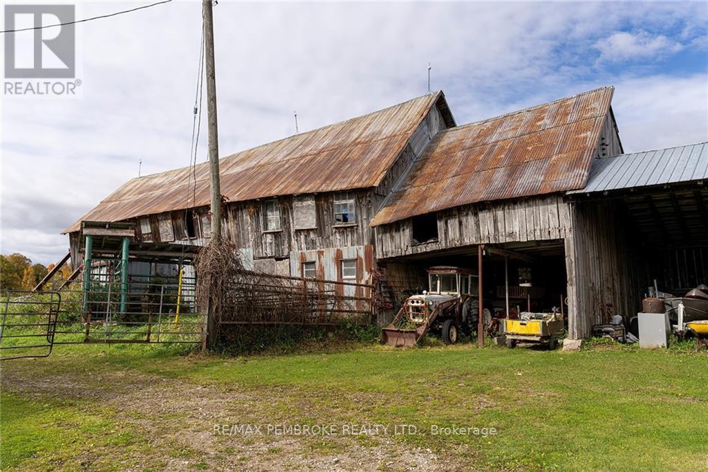 315 Beachburg Road, Whitewater Region, Ontario  K0J 1K0 - Photo 5 - X9522863