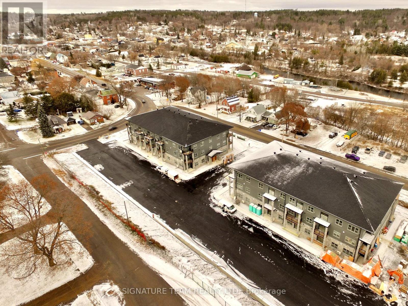 110 - 78a Queen Street, Bonnechere Valley, Ontario  K0J 1T0 - Photo 2 - X9523053