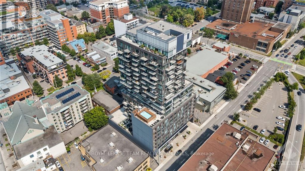 Property at 908 - 203 CATHERINE STREET image 2