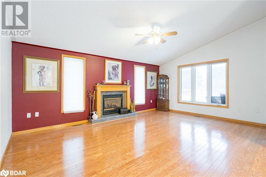 2 St James Place, Wasaga Beach, Ontario  L9Z 3A8 - Photo 7 - 40685166