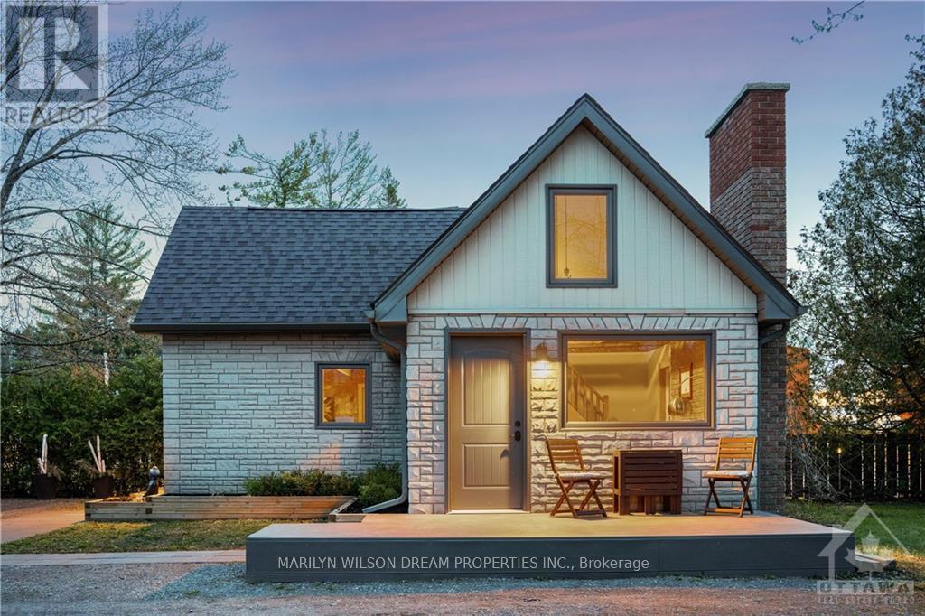 1418 STITTSVILLE MAIN STREET, Ottawa, Ontario