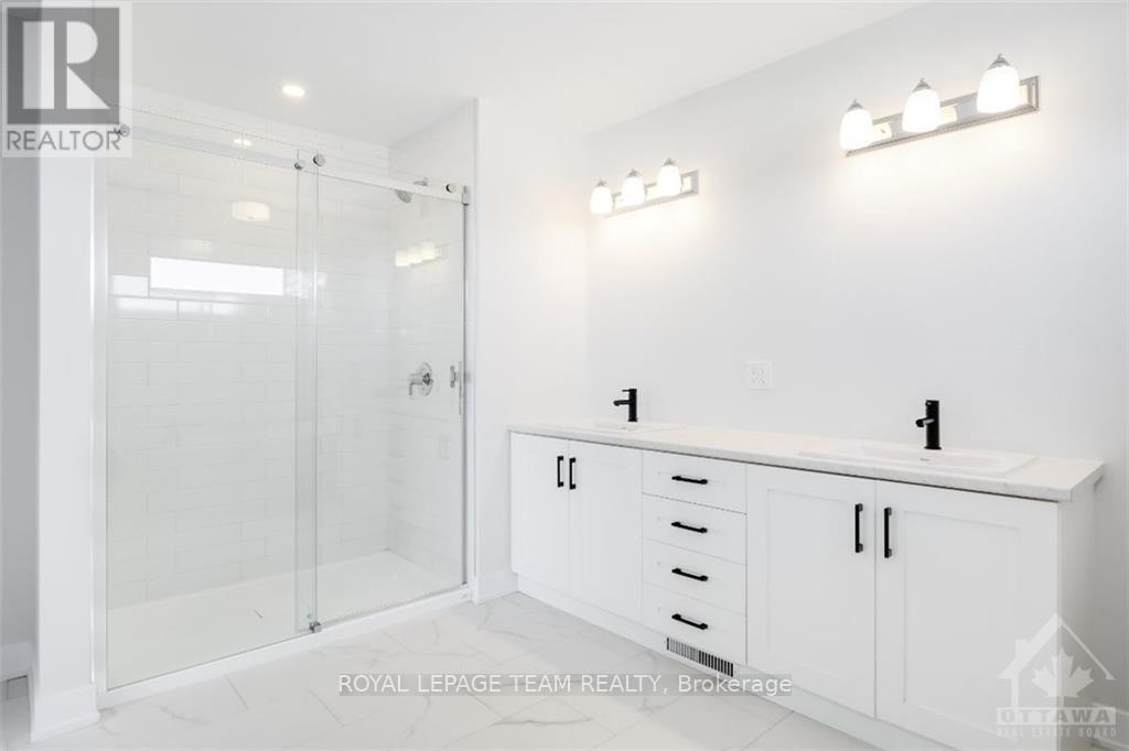 1017 Moore Street, Brockville, Ontario  K6V 7N1 - Photo 11 - X9523040