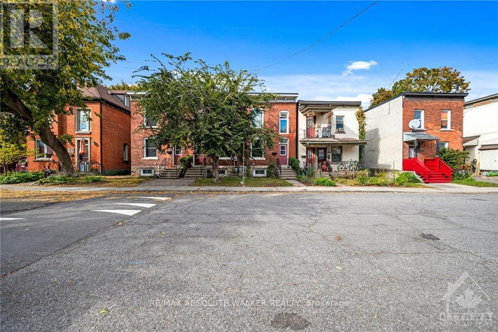 141 Primrose Avenue, Ottawa, Ontario  K1R 6M4 - Photo 2 - X9523213