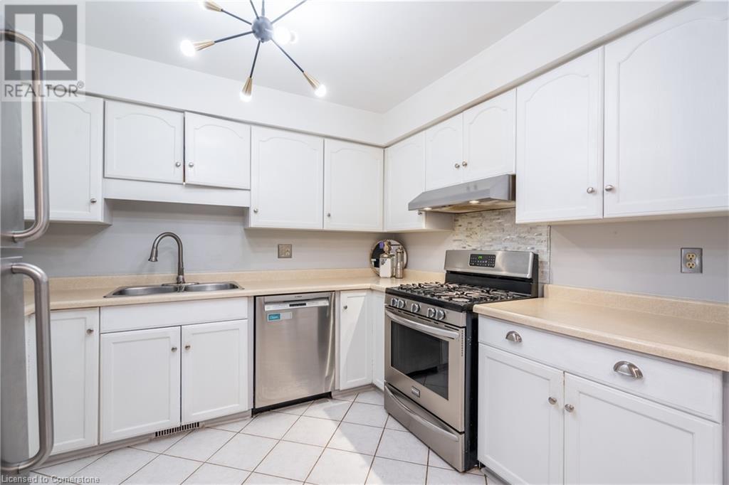 101 Strada Boulevard, St. Catharines, Ontario  L2S 3K6 - Photo 10 - 40674212