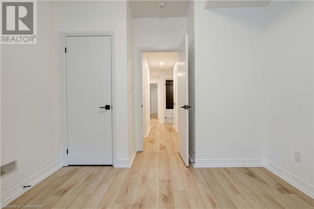 261 Woodbine Avenue Unit# 71Kitchener, Ontario  N2R 0S7 - Photo 37 - 40684982