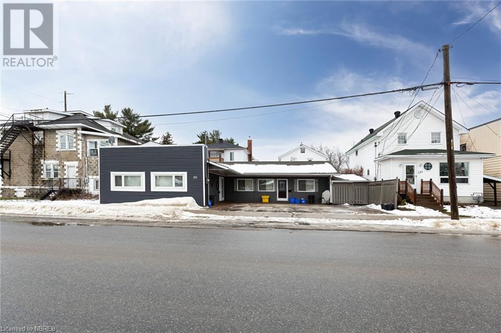 115 KING Street W, North Bay, Ontario
