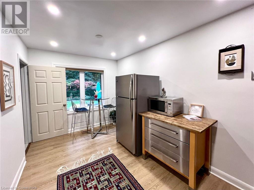 697 George Street, Burlington, Ontario  L7R 2V8 - Photo 15 - 40678340