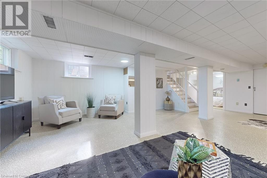 697 George Street, Burlington, Ontario  L7R 2V8 - Photo 27 - 40678340