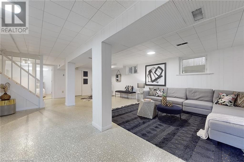 697 George Street, Burlington, Ontario  L7R 2V8 - Photo 26 - 40678340