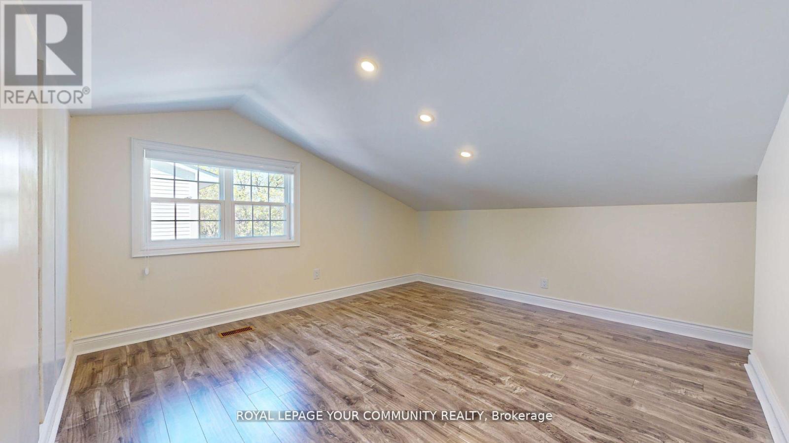 70 Shannon Road, East Gwillimbury, Ontario  L0G 1M0 - Photo 10 - N11896996