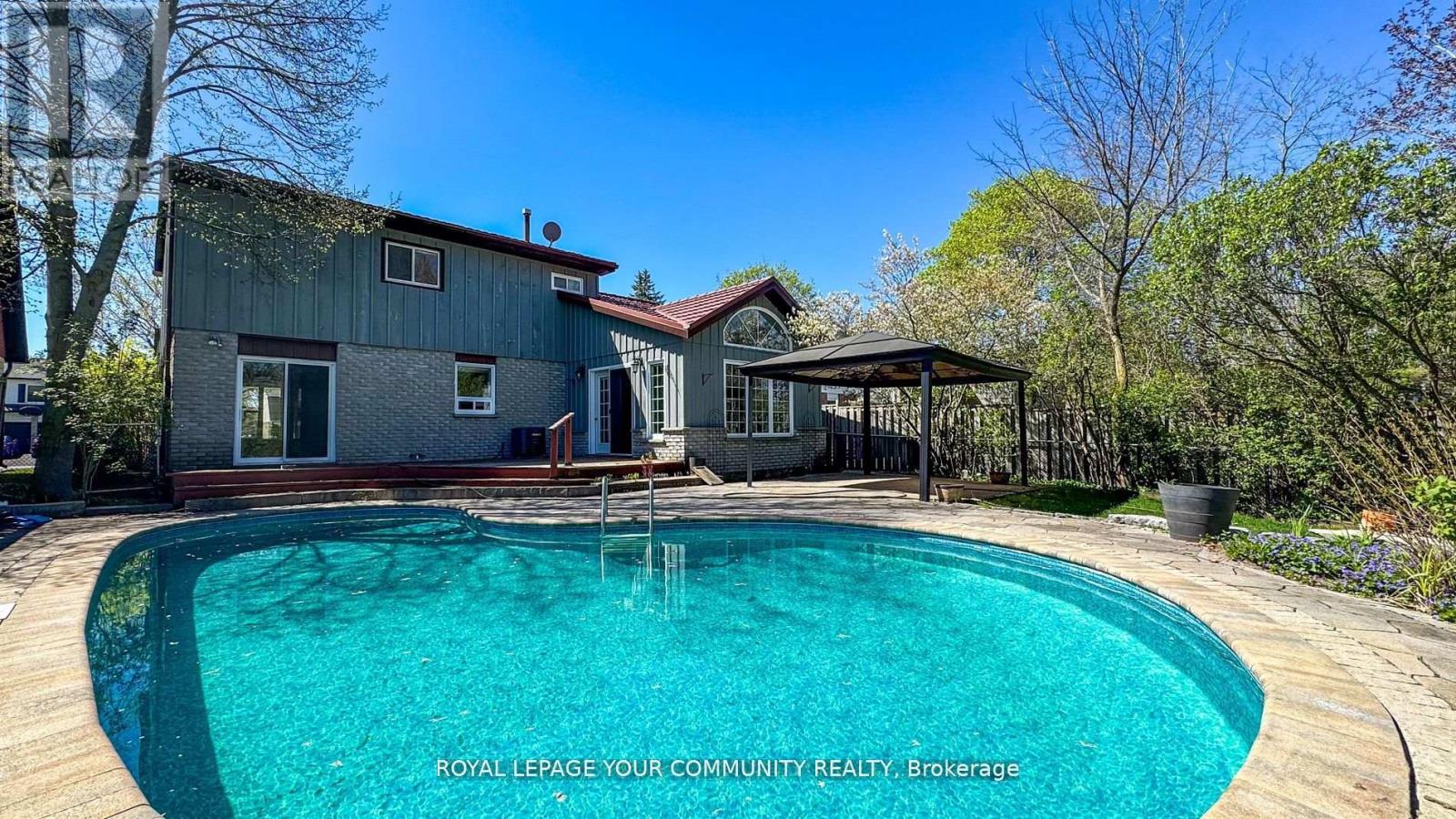 70 Shannon Road, East Gwillimbury, Ontario  L0G 1M0 - Photo 2 - N11896996