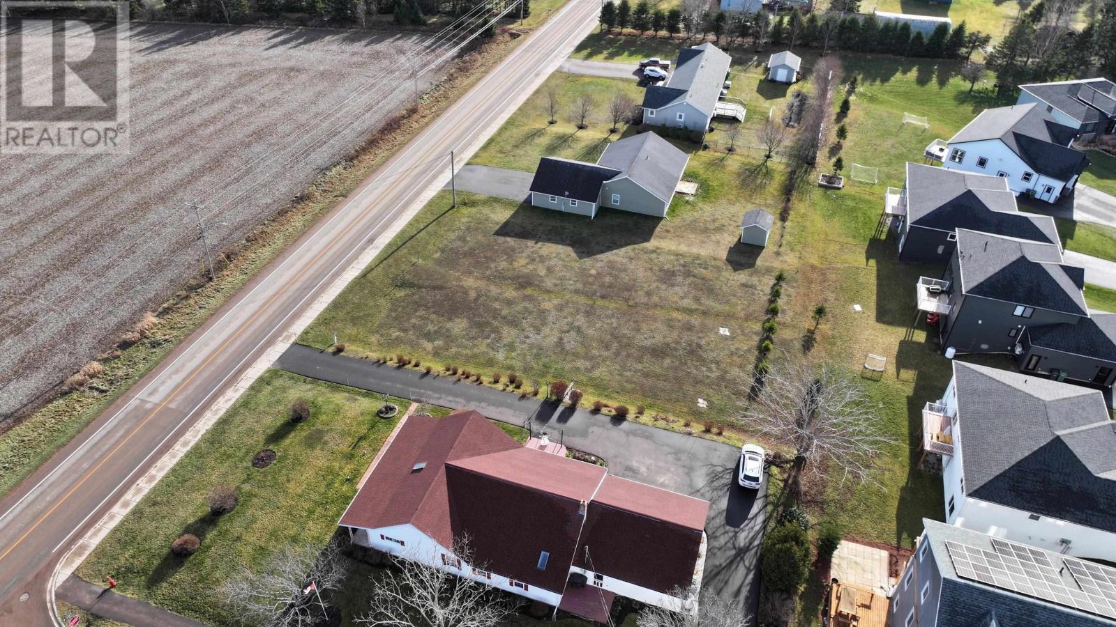 203 Kinlock Road, Stratford, Prince Edward Island  C1B 2M5 - Photo 13 - 202428463