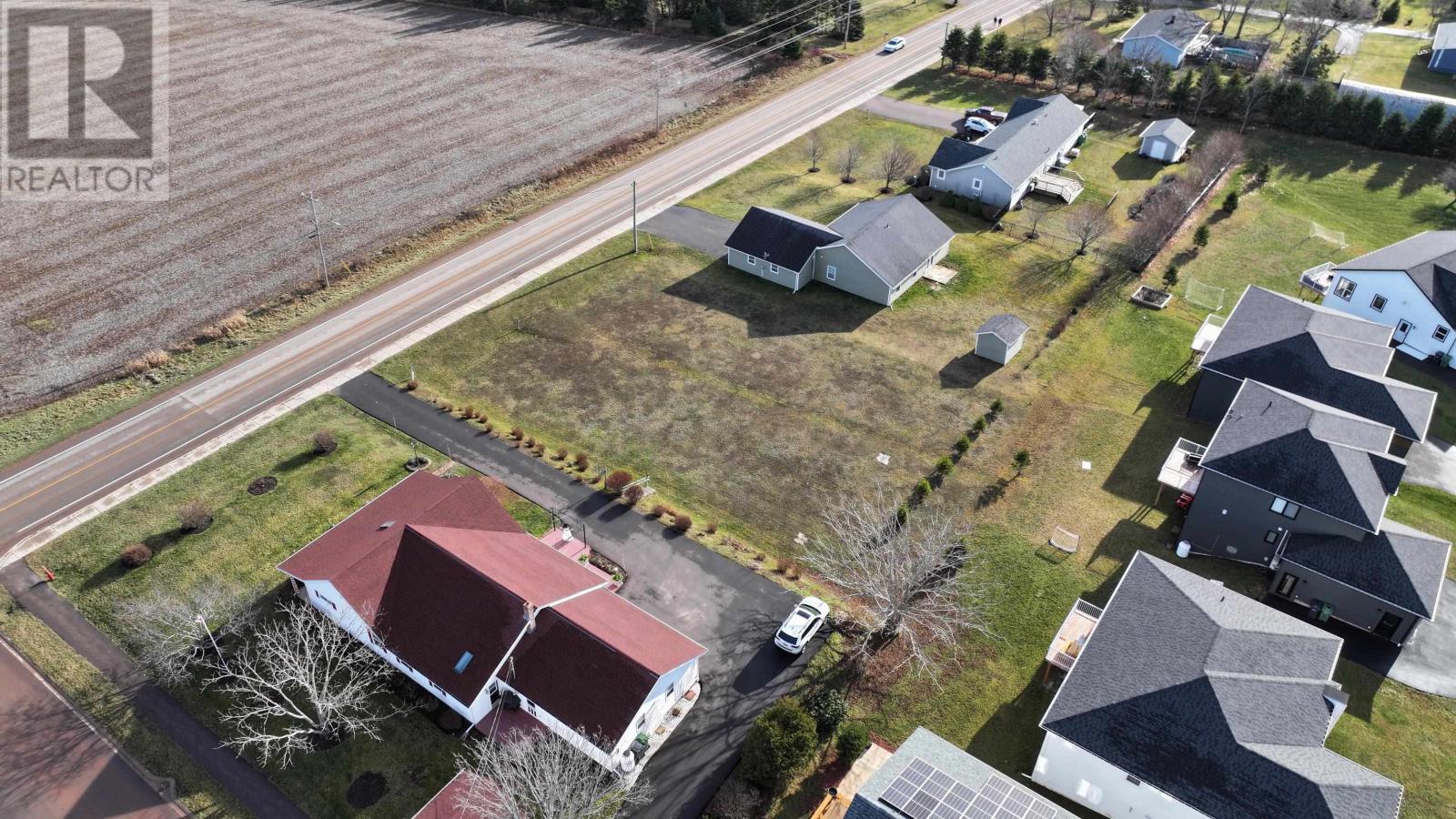 203 Kinlock Road, Stratford, Prince Edward Island  C1B 2M5 - Photo 15 - 202428463