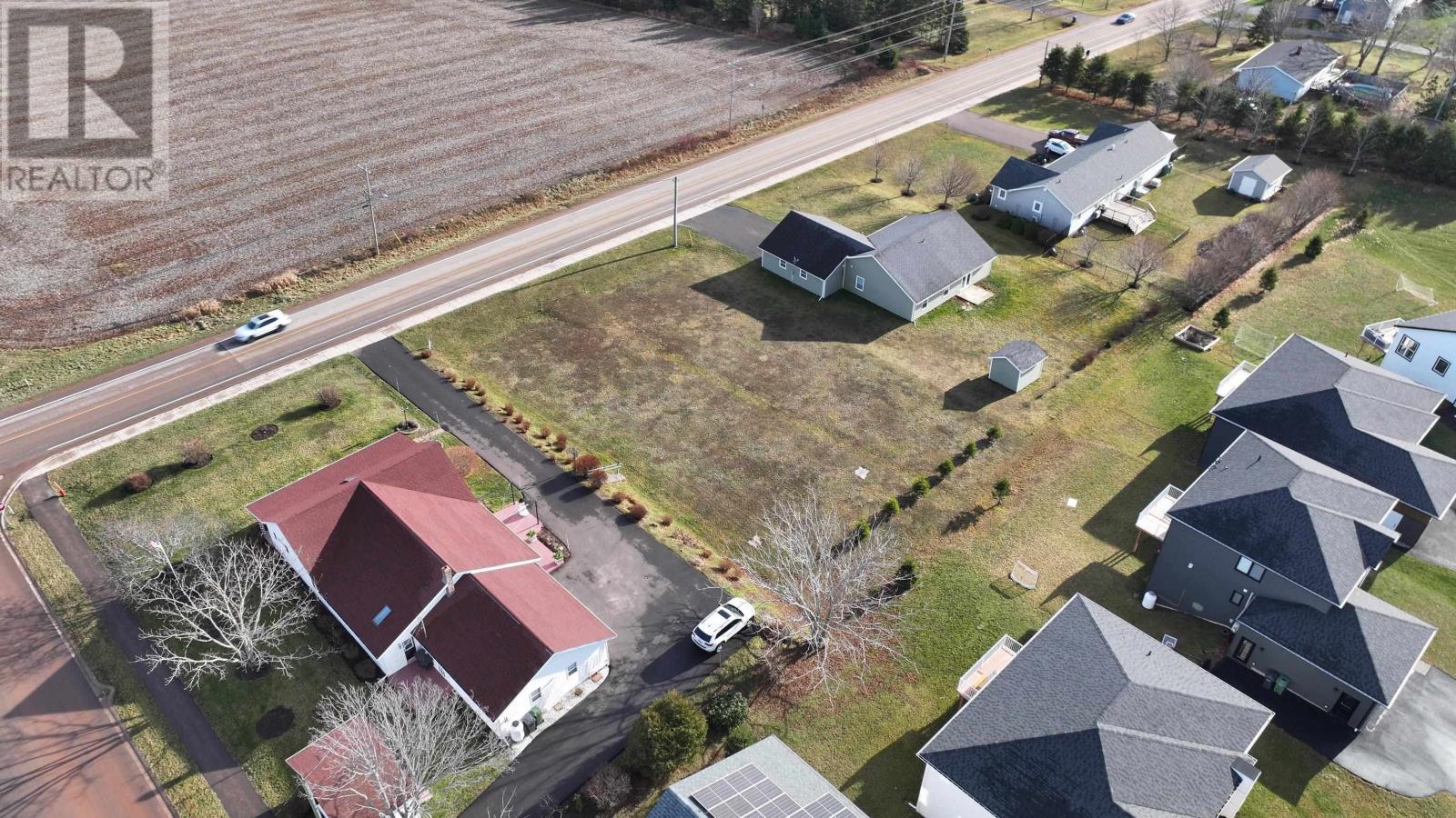 203 Kinlock Road, Stratford, Prince Edward Island  C1B 2M5 - Photo 16 - 202428463