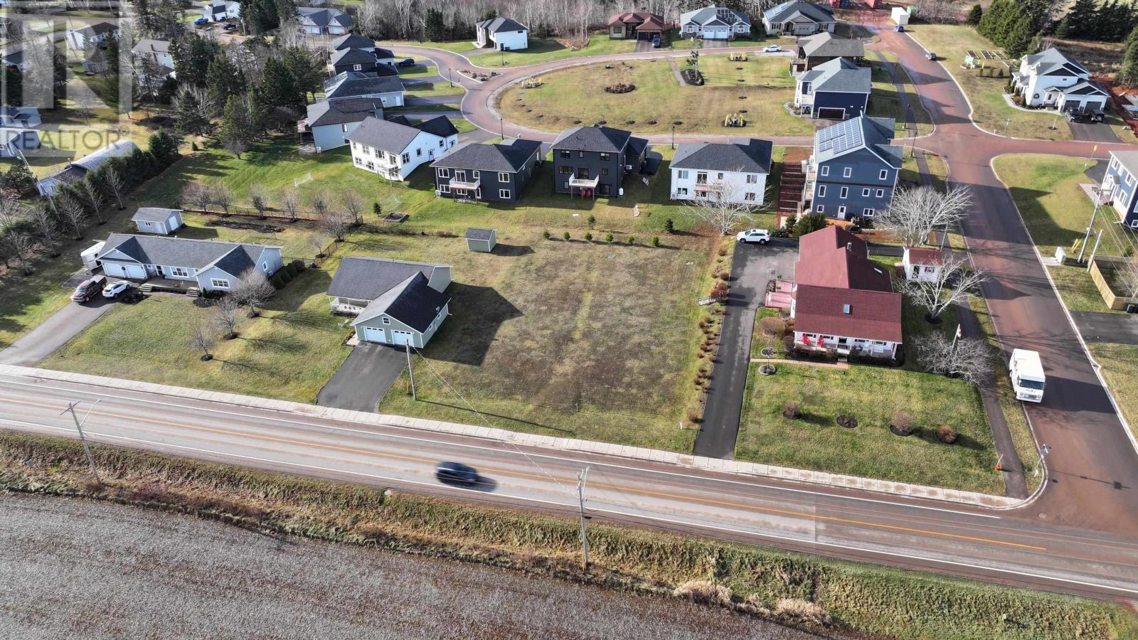 203 Kinlock Road, Stratford, Prince Edward Island  C1B 2M5 - Photo 3 - 202428463