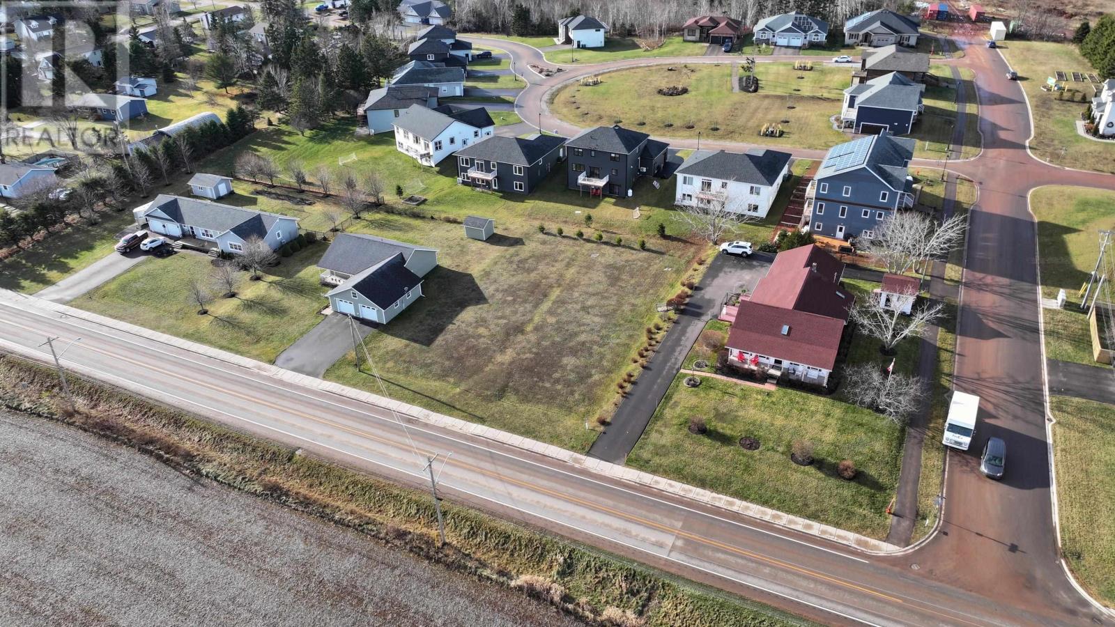 203 Kinlock Road, Stratford, Prince Edward Island  C1B 2M5 - Photo 5 - 202428463