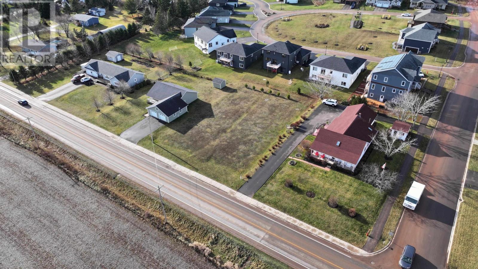203 Kinlock Road, Stratford, Prince Edward Island  C1B 2M5 - Photo 6 - 202428463