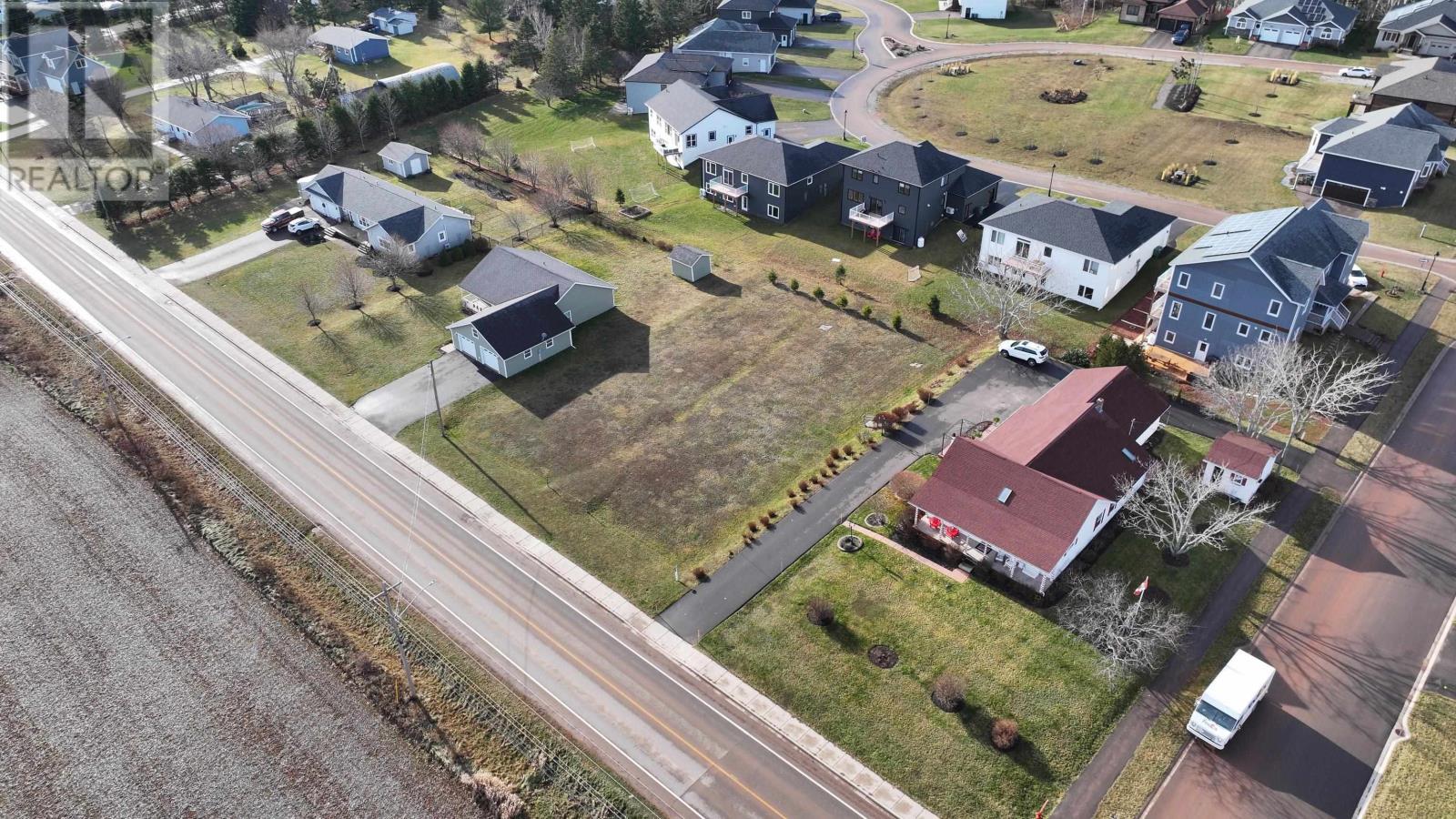 203 Kinlock Road, Stratford, Prince Edward Island  C1B 2M5 - Photo 7 - 202428463