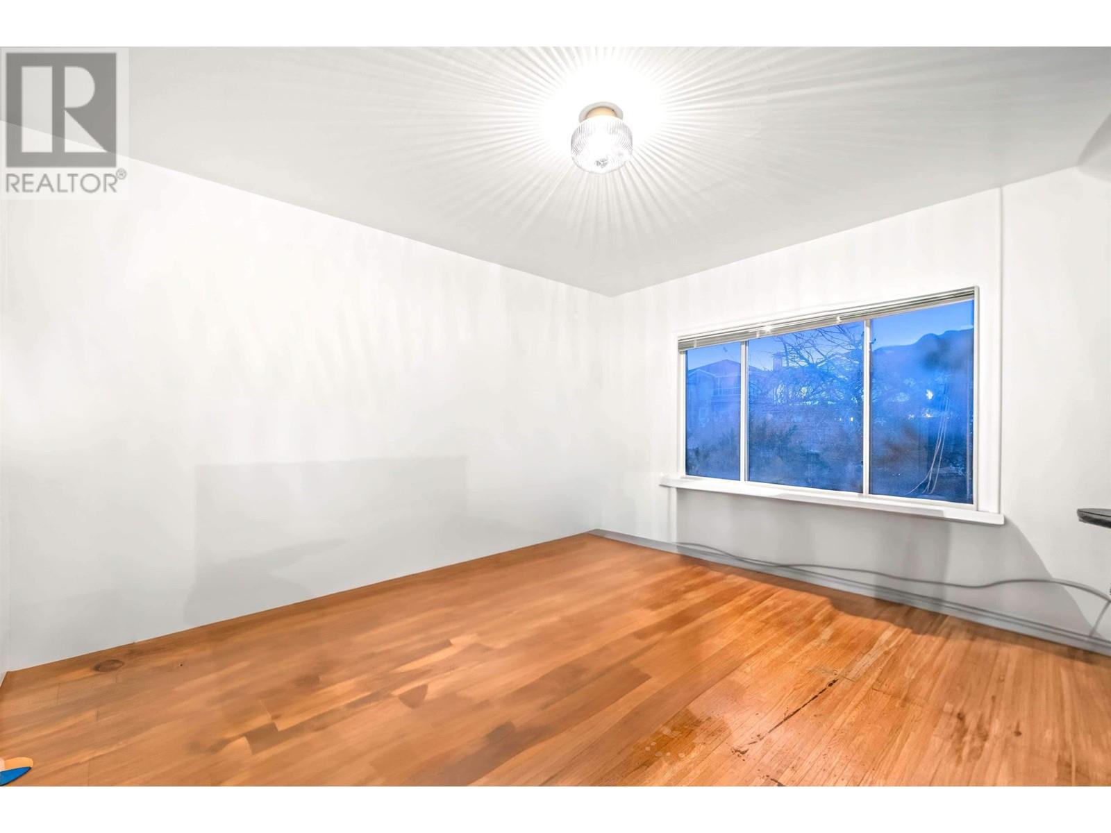 6425 Doman Street, Vancouver, British Columbia  V5S 3H2 - Photo 14 - R2951054