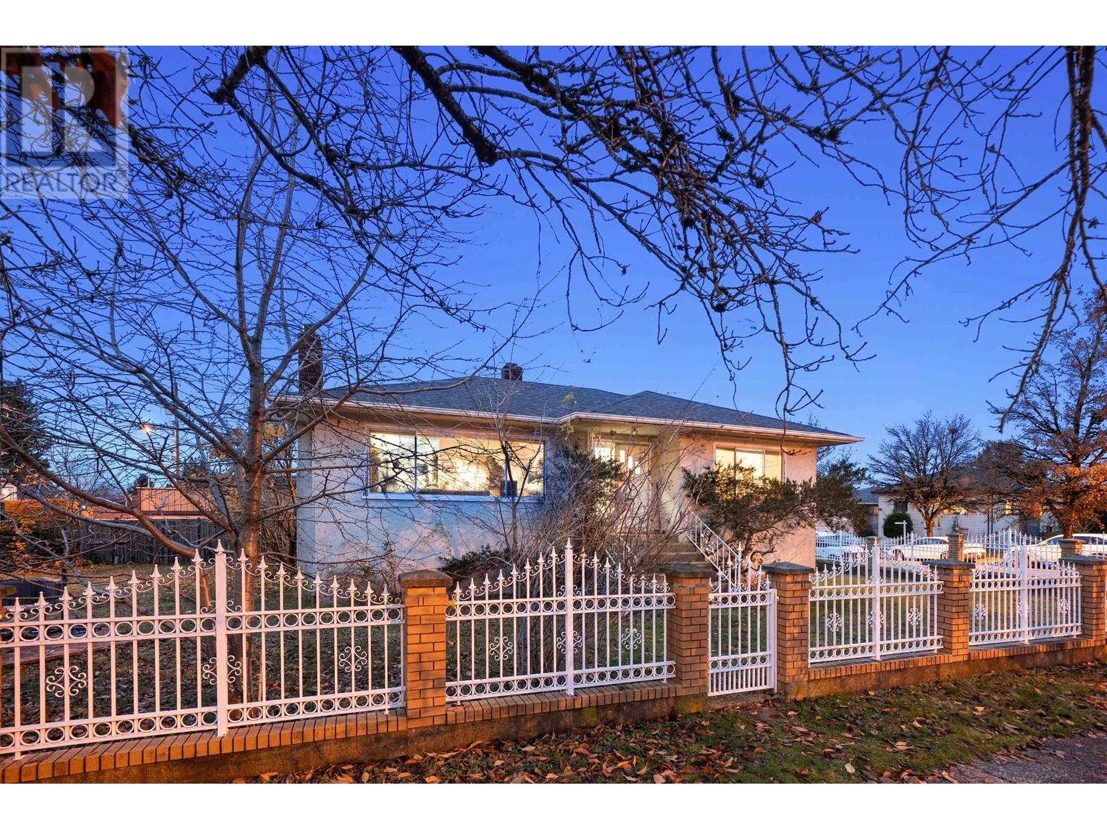 Property at 6425 DOMAN STREET image 2
