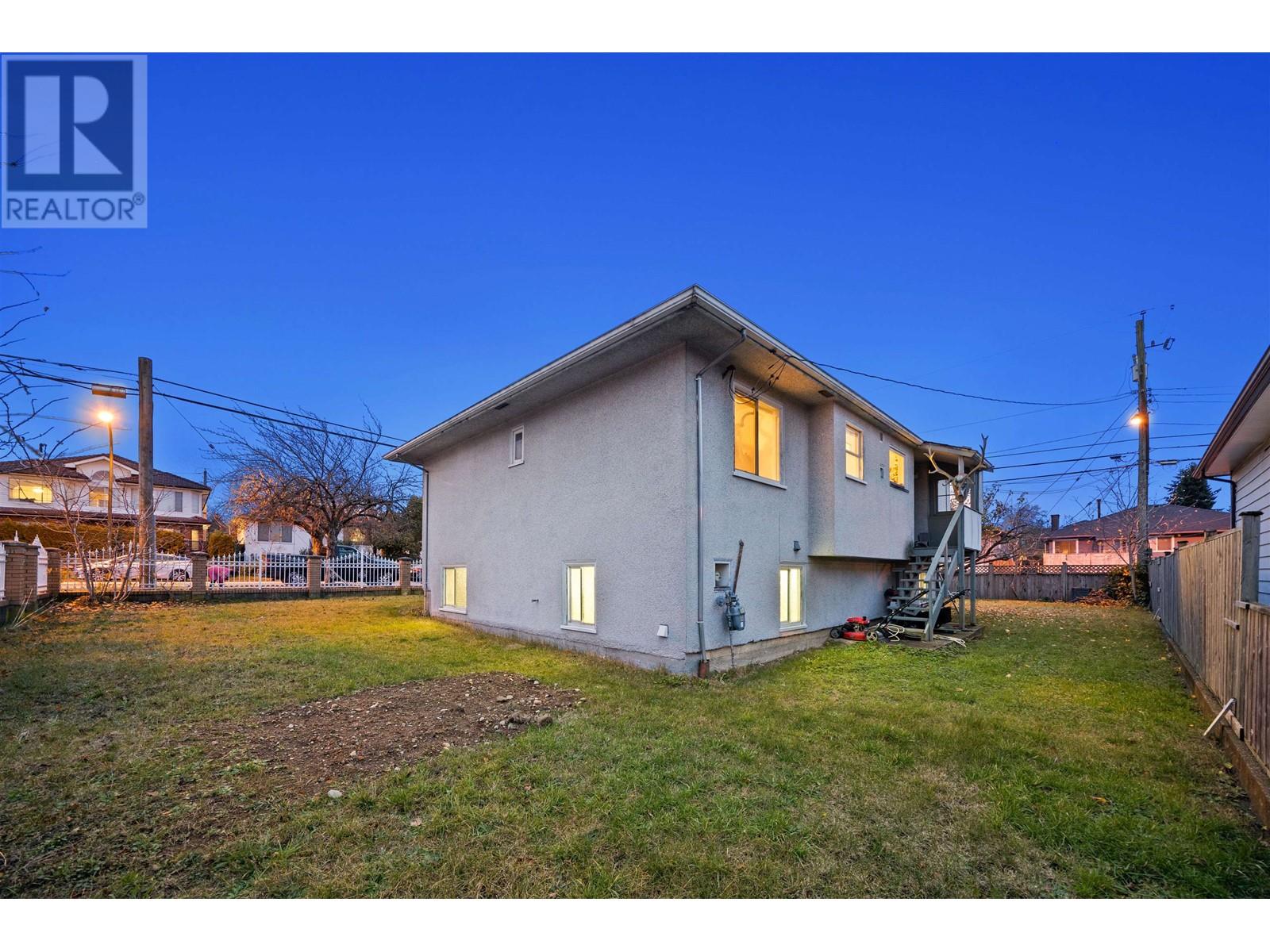 Property at 6425 DOMAN STREET image 5