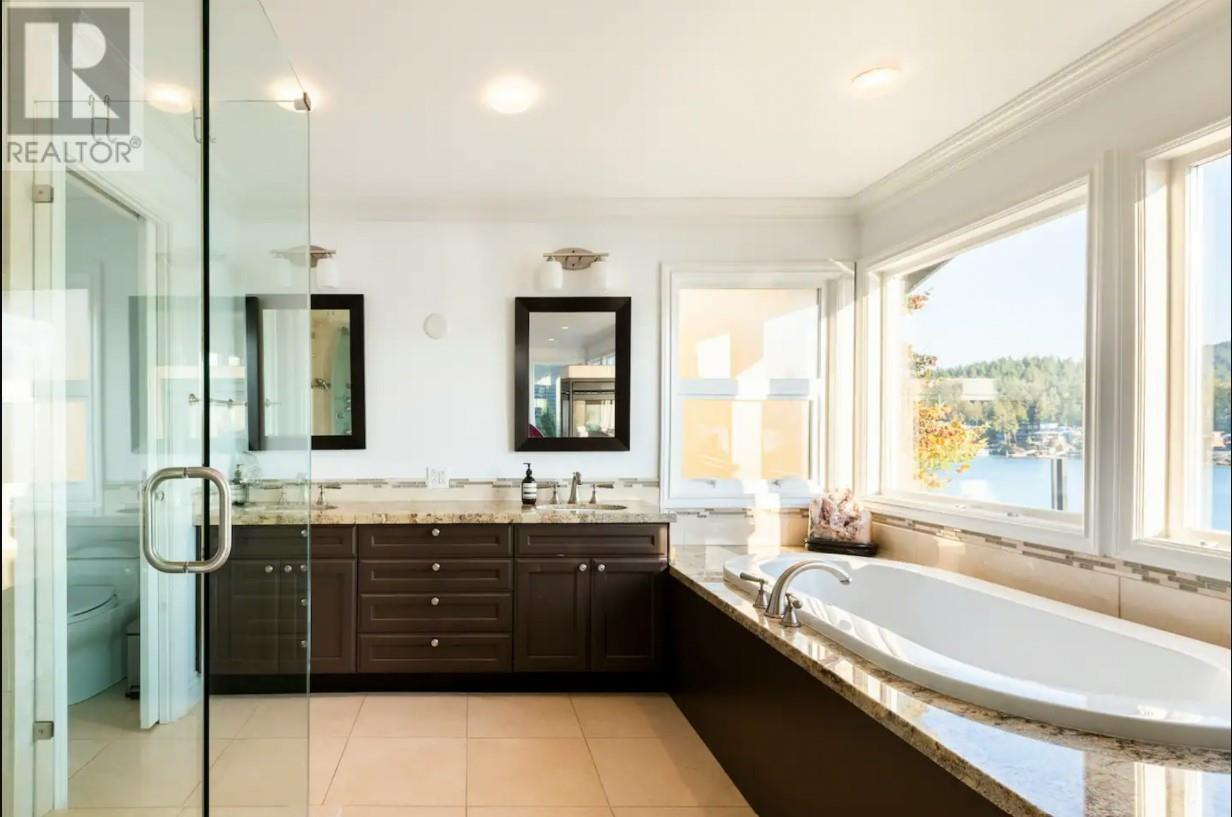 Top Levels 4725 Strathcona Road, North Vancouver, British Columbia  V7G 1G9 - Photo 12 - R2951060