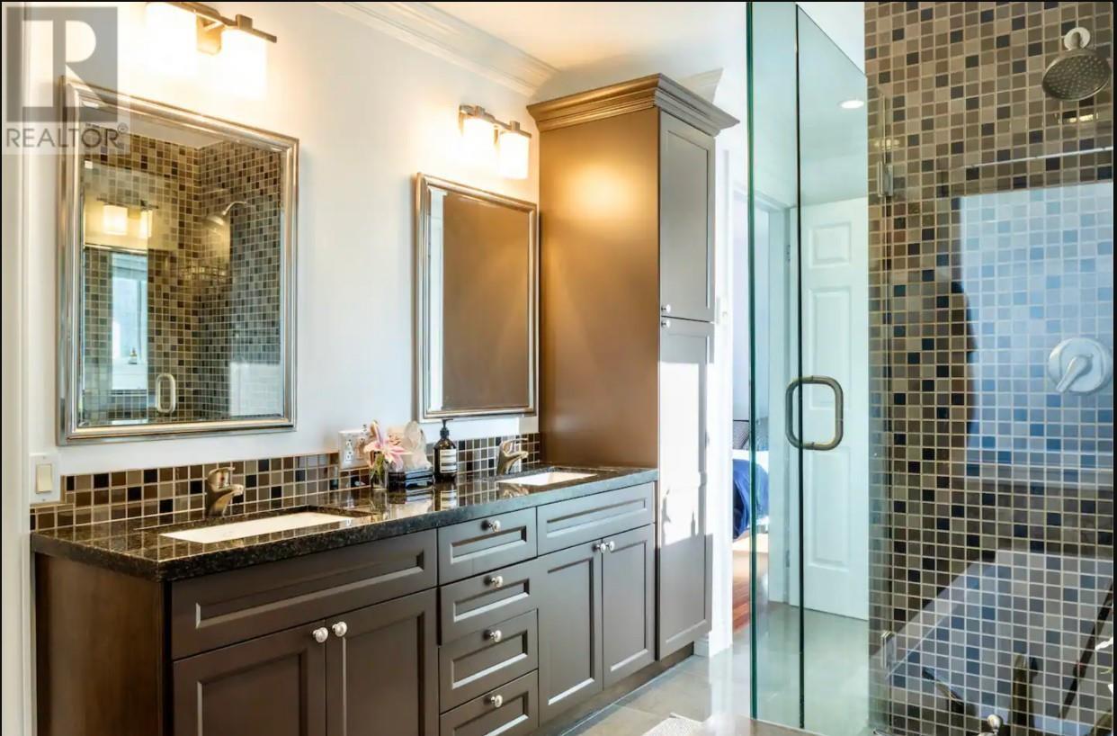 Top Levels 4725 Strathcona Road, North Vancouver, British Columbia  V7G 1G9 - Photo 14 - R2951060