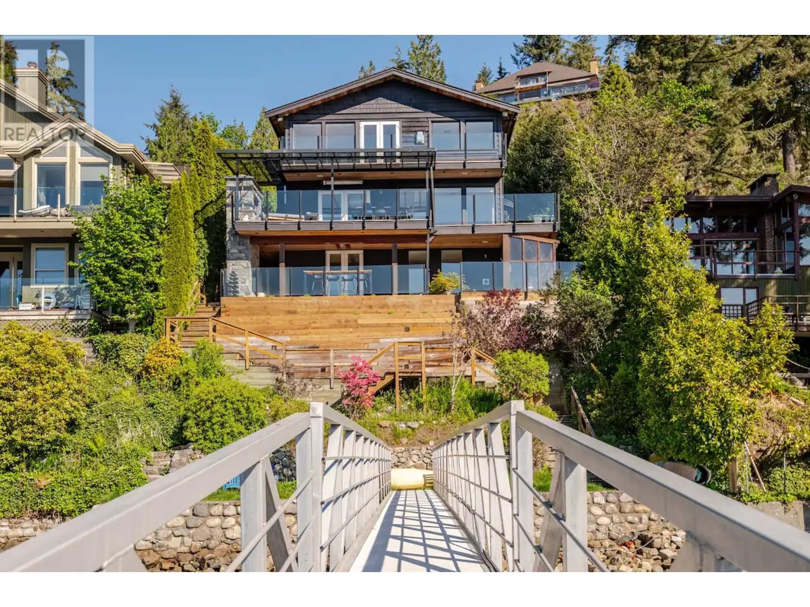 Top Levels 4725 Strathcona Road, North Vancouver, British Columbia  V7G 1G9 - Photo 22 - R2951060