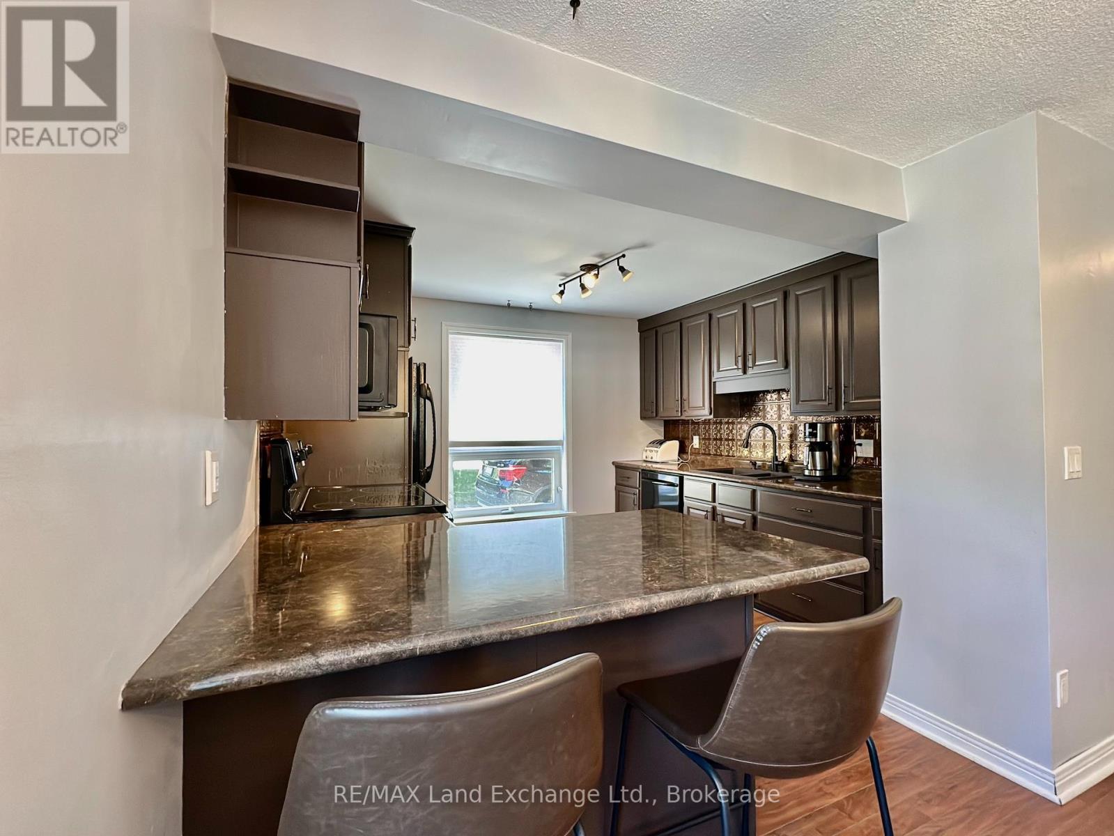 1186 Queen Street, Kincardine, Ontario  N2Z 1G5 - Photo 10 - X11888739