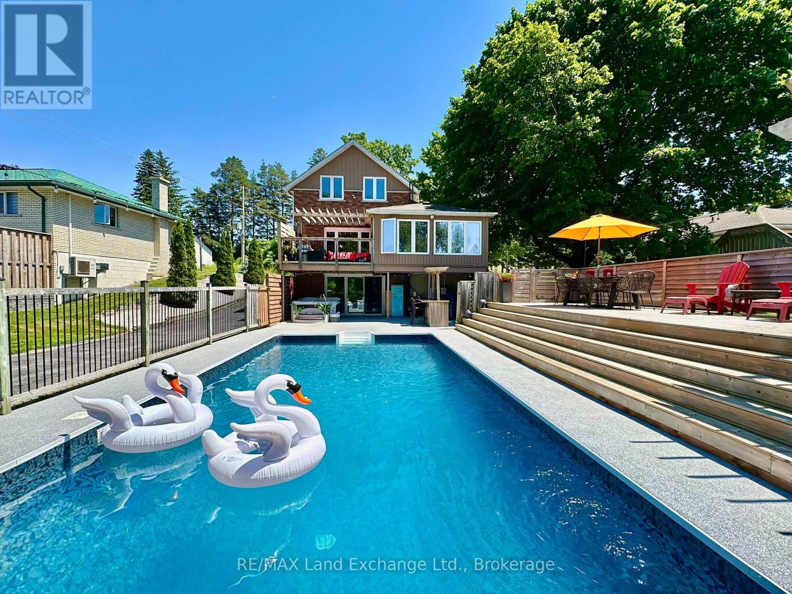 1186 Queen Street, Kincardine, Ontario  N2Z 1G5 - Photo 37 - X11888739