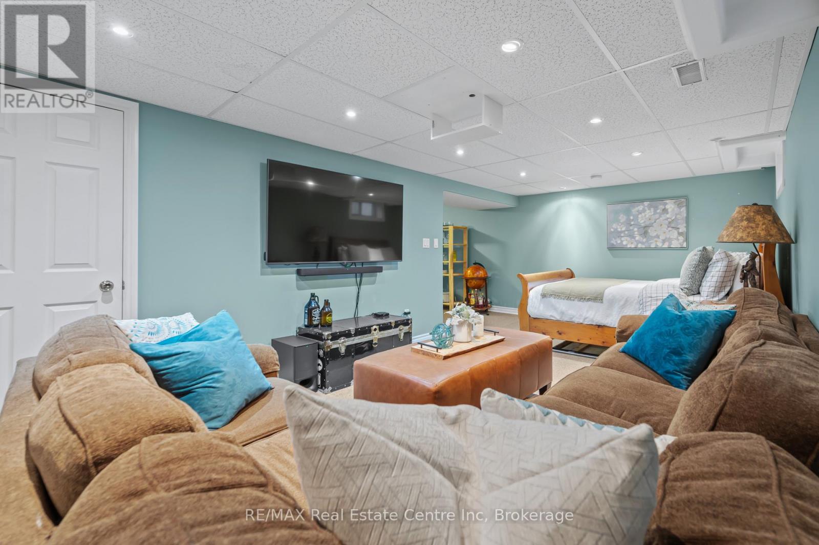 5 Churchill Crescent E, Centre Wellington, Ontario  N1M 1A6 - Photo 19 - X11897034