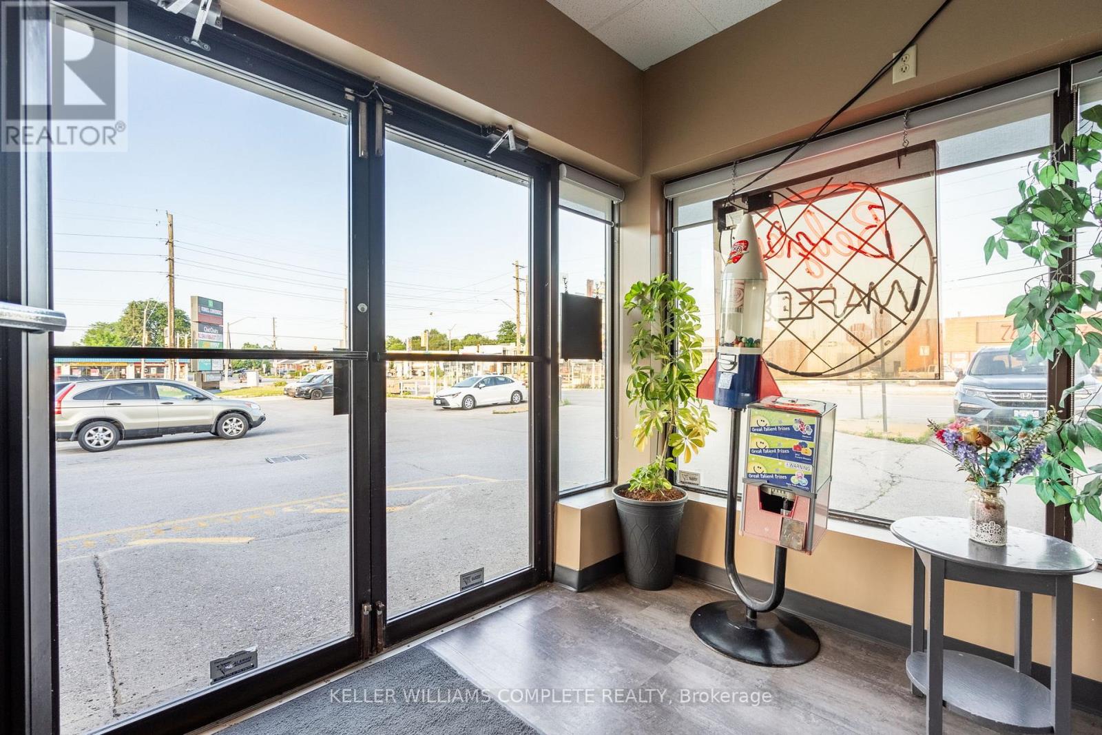 1 - 1119 Fennell Avenue E, Hamilton (Sherwood), Ontario  L8T 1S2 - Photo 6 - X11897030