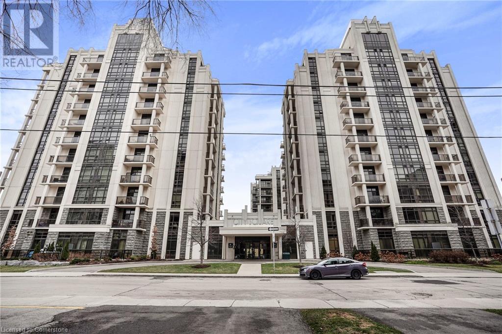Property at 85 ROBINSON Street Unit# 702 image 3