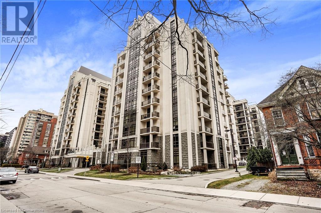 Property at 85 ROBINSON Street Unit# 702 image 5