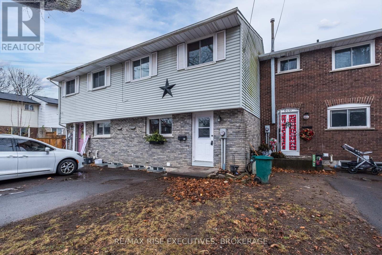 912 Oakview Street, Kingston, Ontario  K7M 6V6 - Photo 3 - X11897062