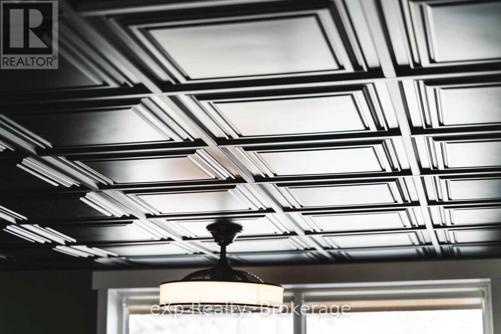 9499 Maas Park Drive, Wellington North, Ontario  N0G 2L0 - Photo 12 - X11897063