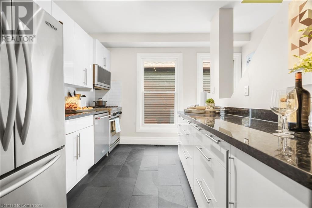 16 Coxwell Avenue, Toronto, Ontario  M4L 3A7 - Photo 16 - 40678756