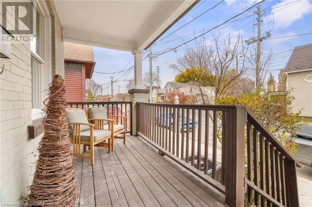 16 Coxwell Avenue, Toronto, Ontario  M4L 3A7 - Photo 4 - 40678756
