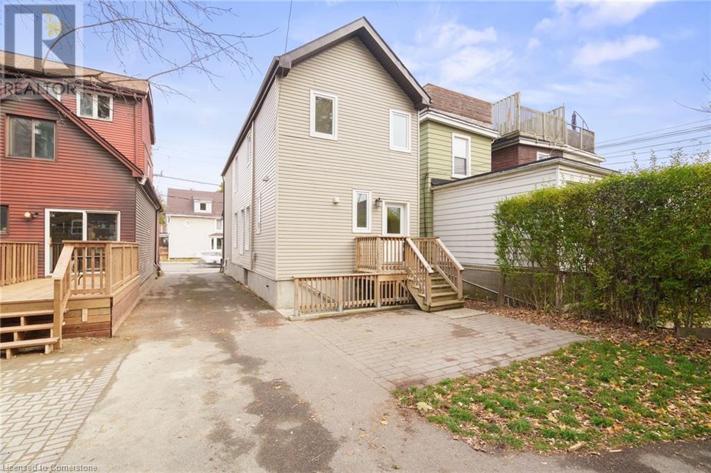 16 Coxwell Avenue, Toronto, Ontario  M4L 3A7 - Photo 31 - 40678756