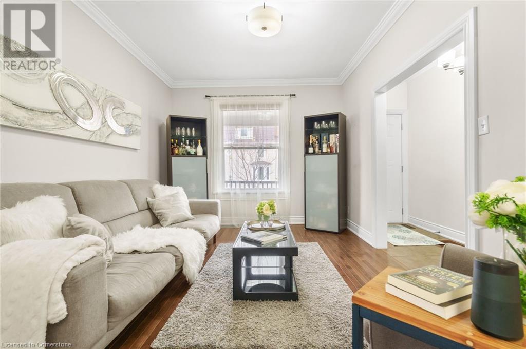 16 Coxwell Avenue, Toronto, Ontario  M4L 3A7 - Photo 9 - 40678756