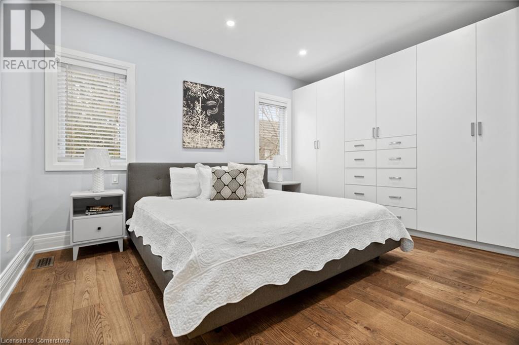 16 Coxwell Avenue, Toronto, Ontario  M4L 3A7 - Photo 29 - 40678756