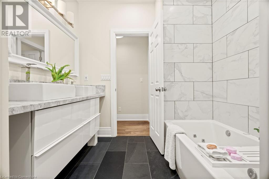 16 Coxwell Avenue, Toronto, Ontario  M4L 3A7 - Photo 27 - 40678756