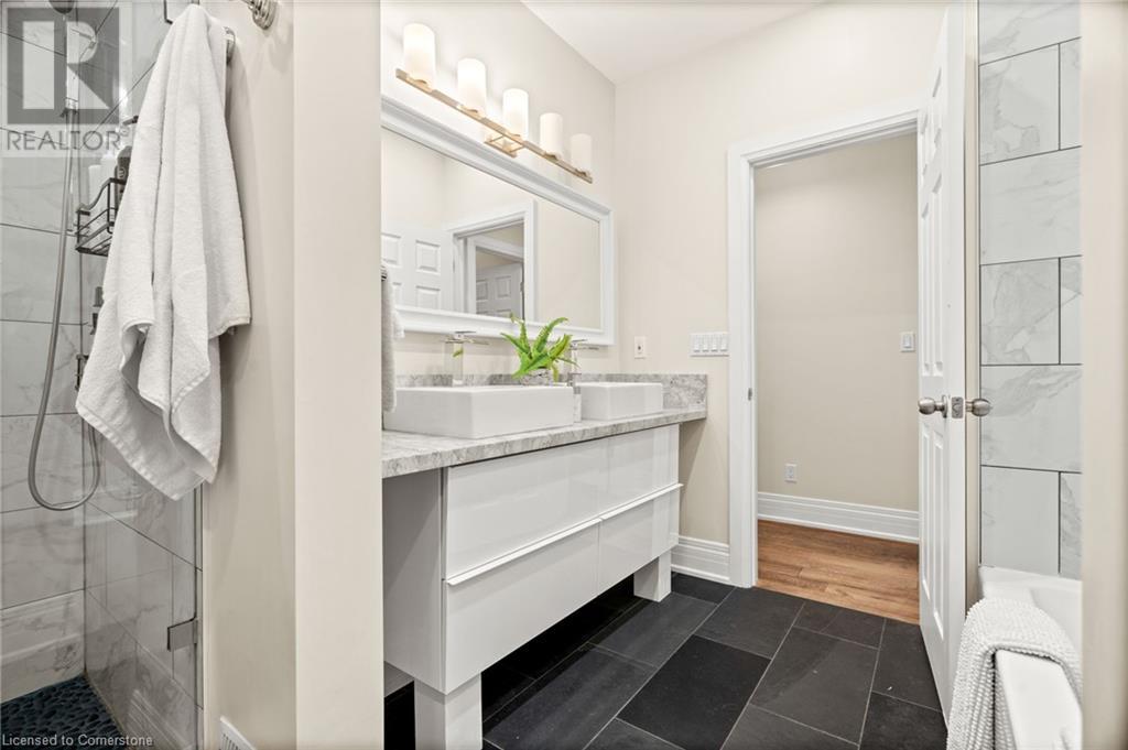 16 Coxwell Avenue, Toronto, Ontario  M4L 3A7 - Photo 26 - 40678756