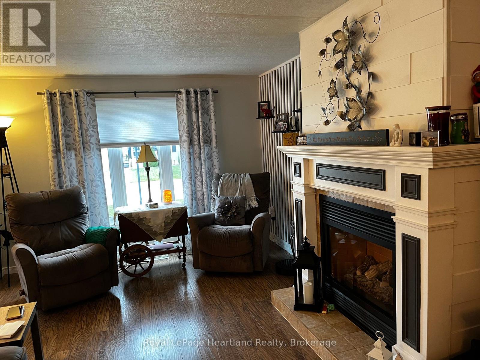 27 Stewart Street, Strathroy-Caradoc, Ontario  N7G 1A1 - Photo 14 - X11897188