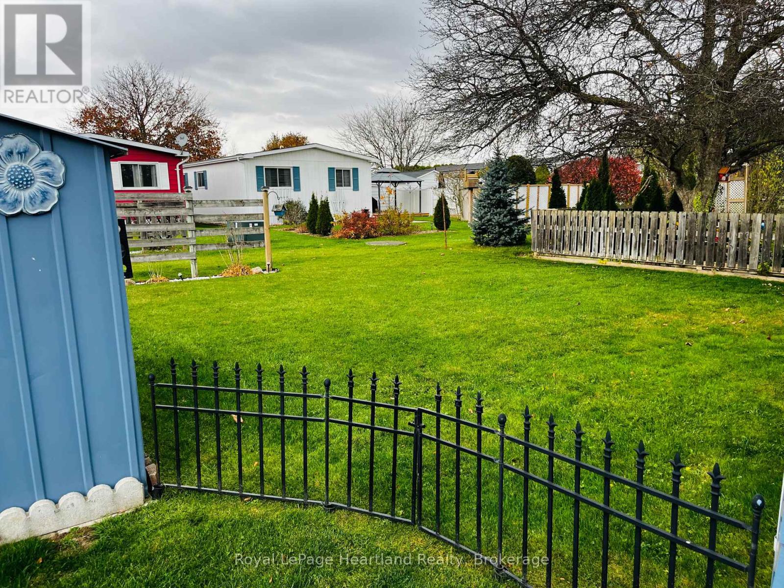 27 Stewart Street, Strathroy-Caradoc, Ontario  N7G 1A1 - Photo 21 - X11897188